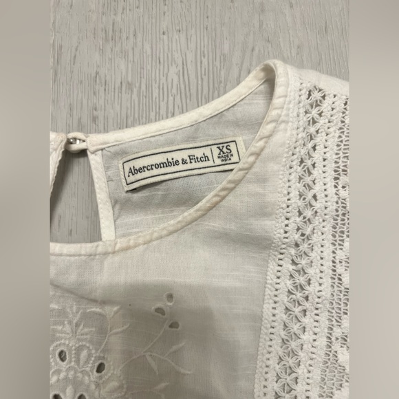 ABERCROMBIE & FITCH TOP - Picture 5 of 6